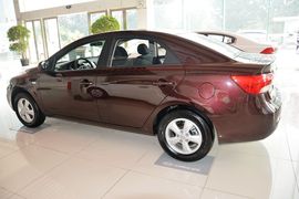 2014款起亚福瑞迪1.6L