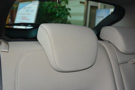 2015款奔腾X80