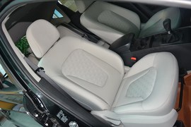 2015款奔腾X80