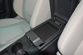 2015款奔腾X80