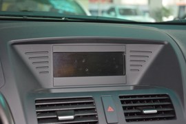 2015款奔腾X80