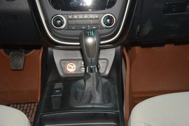 2015款奔腾X80