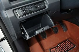 2016款海马M3