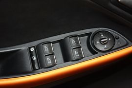 2015款福特福克斯两厢1.5L