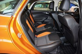 2015款福特福克斯两厢1.5L