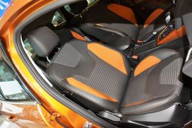 2015款福特福克斯两厢1.5L