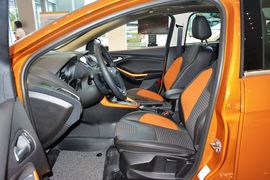 2015款福特福克斯两厢1.5L