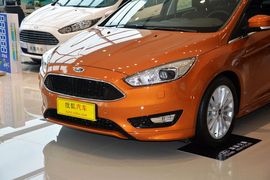 2015款福特福克斯两厢1.5L