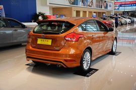 2015款福特福克斯两厢1.5L