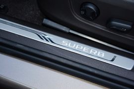 2016款斯柯达全新速派TSI380旗舰型