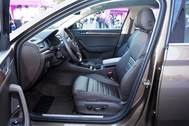 2016款斯柯达全新速派TSI380旗舰型