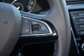 2016款斯柯达全新速派TSI380旗舰型