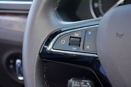 2016款斯柯达全新速派TSI380旗舰型