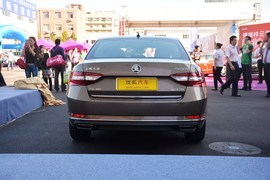 2016款斯柯达全新速派TSI380旗舰型