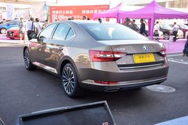 2016款斯柯达全新速派TSI380旗舰型