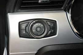 2015款福特Mustang