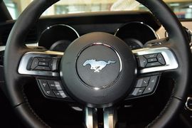 2015款福特Mustang