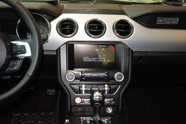 2015款福特Mustang