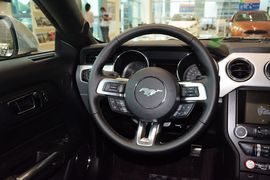 2015款福特Mustang