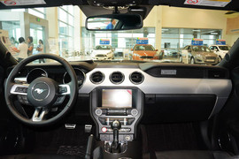 2015款福特Mustang
