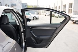 2016款斯柯达明锐1.6L手动智行版