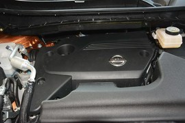 2015款日产楼兰2.5