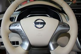 2015款日产楼兰2.5