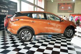 2015款日产楼兰2.5