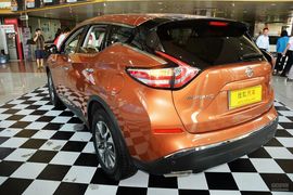 2015款日产楼兰2.5