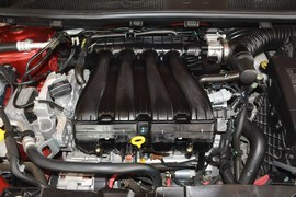 2015款雷诺风朗2.0L时尚版