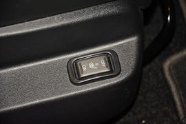 2015款雷诺风朗2.0L时尚版