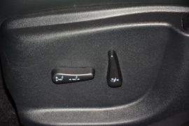 2015款雷诺风朗2.0L时尚版