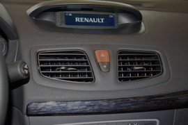 2015款雷诺风朗2.0L时尚版