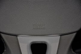 2015款雷诺风朗2.0L时尚版