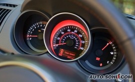 2010款起亚福瑞迪Koup海外试驾