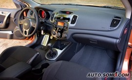 2010款起亚福瑞迪Koup海外试驾