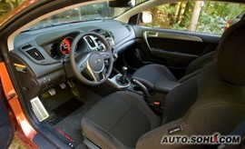 2010款起亚福瑞迪Koup海外试驾