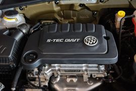 2015款别克凯越1.5L手动尊享型