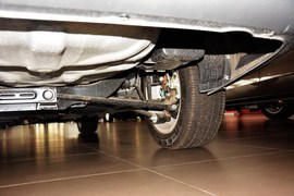 2015款别克凯越1.5L手动尊享型