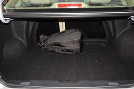 2015款别克凯越1.5L手动尊享型