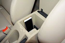 2015款别克凯越1.5L手动尊享型