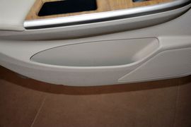 2015款别克凯越1.5L手动尊享型