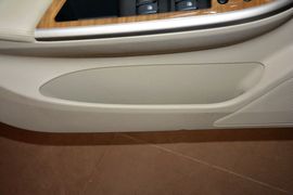 2015款别克凯越1.5L手动尊享型