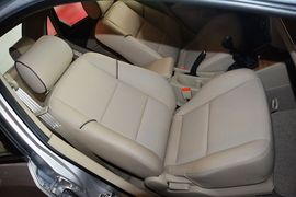 2015款别克凯越1.5L手动尊享型