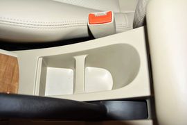 2015款别克凯越1.5L手动尊享型