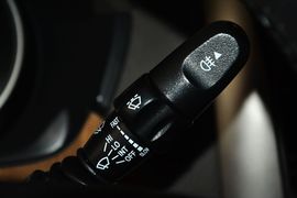 2015款别克凯越1.5L手动尊享型