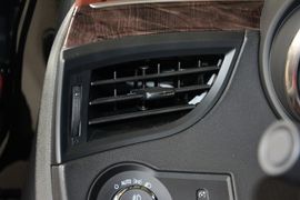 2013款别克全新君越2.4L