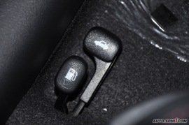 2010款起亚速迈1.6L