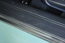 2010款起亚速迈1.6L