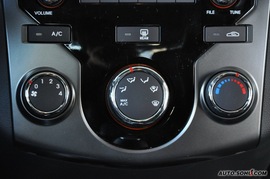 2010款起亚速迈1.6L